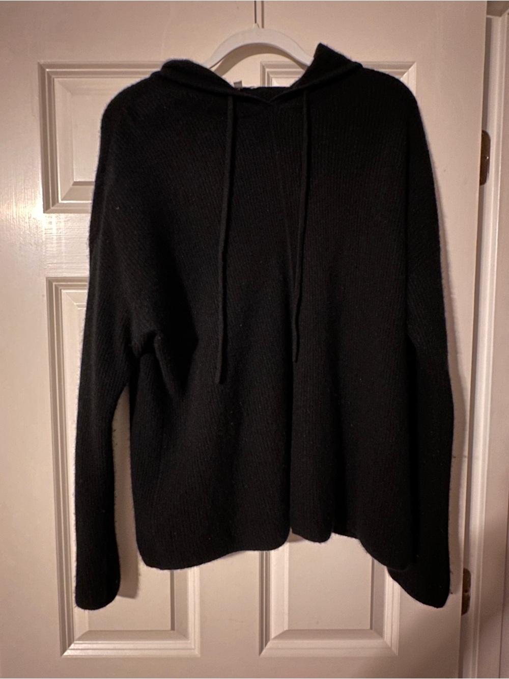 Black Cashmere Women’s Hooded Knit Sweater - Classic Cozy Pullover